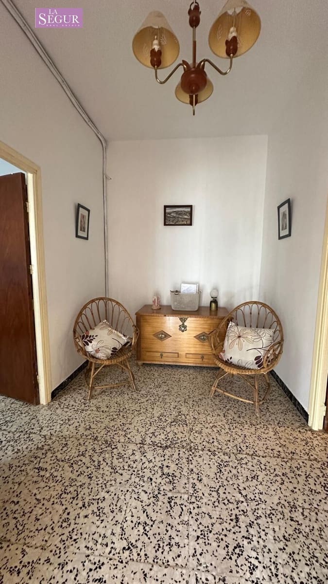 3 sypialnia Finka/Dom wiejski na sprzedaż w Conil de la Frontera - 200 000 € (Ref: 9846182)
