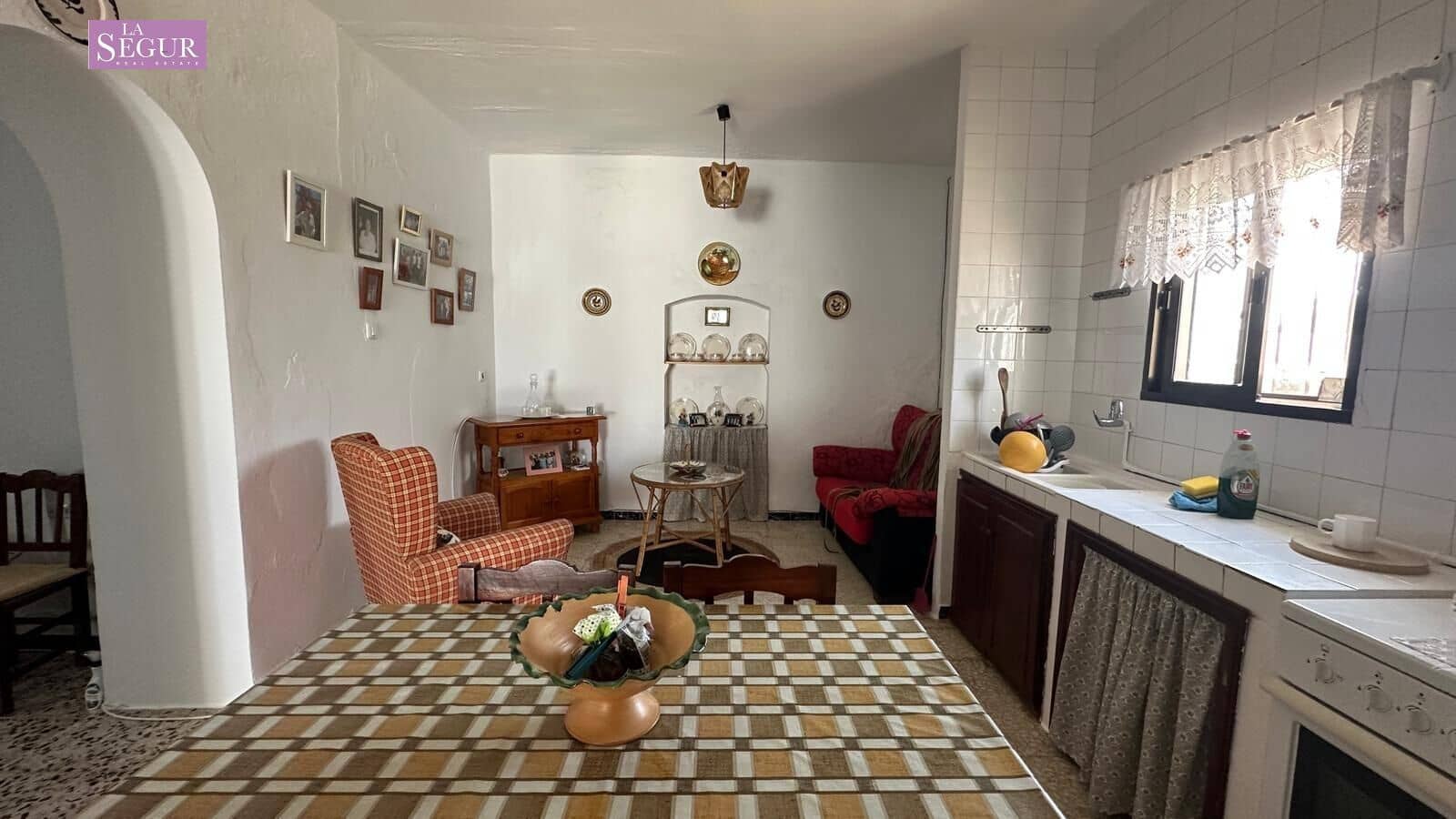 3 sypialnia Finka/Dom wiejski na sprzedaż w Conil de la Frontera - 200 000 € (Ref: 9846182)
