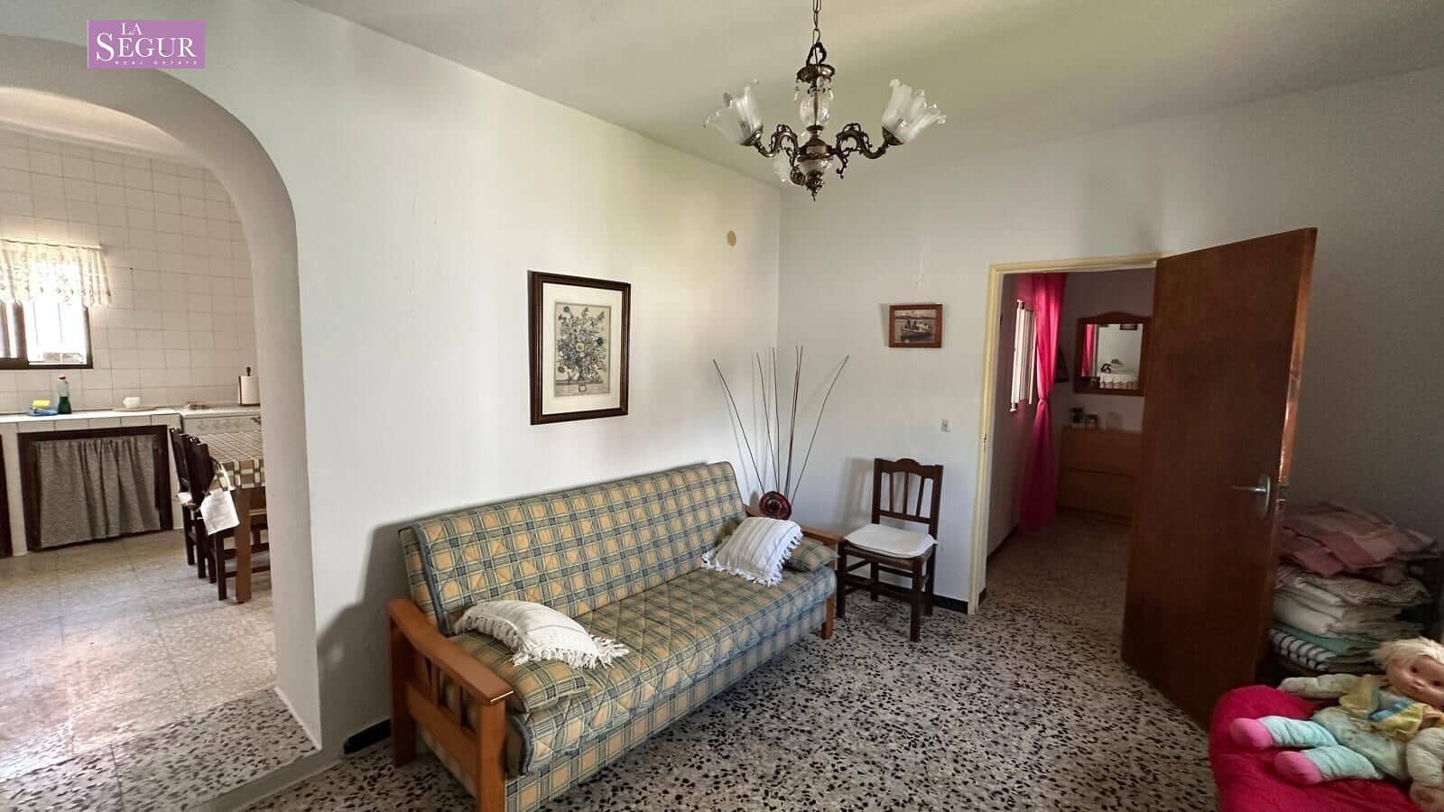 3 sypialnia Finka/Dom wiejski na sprzedaż w Conil de la Frontera - 200 000 € (Ref: 9846182)