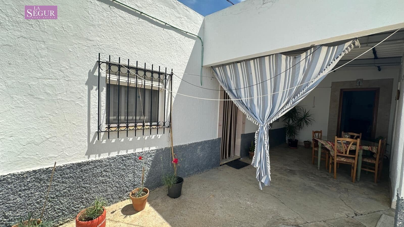 3 sypialnia Finka/Dom wiejski na sprzedaż w Conil de la Frontera - 200 000 € (Ref: 9846182)