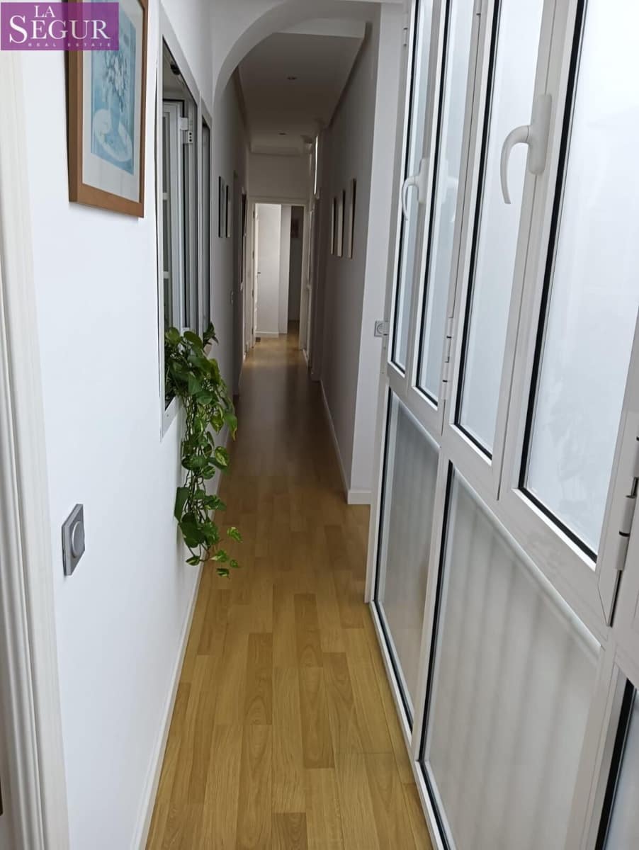 4 soverom Leilighet til salgs i Cadiz by - € 360 000 (Ref: 9861838)