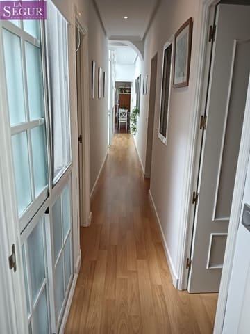 4 Zimmer Wohnung zu verkaufen in Cádiz Stadt - 360.000 € (Ref: 9861838)