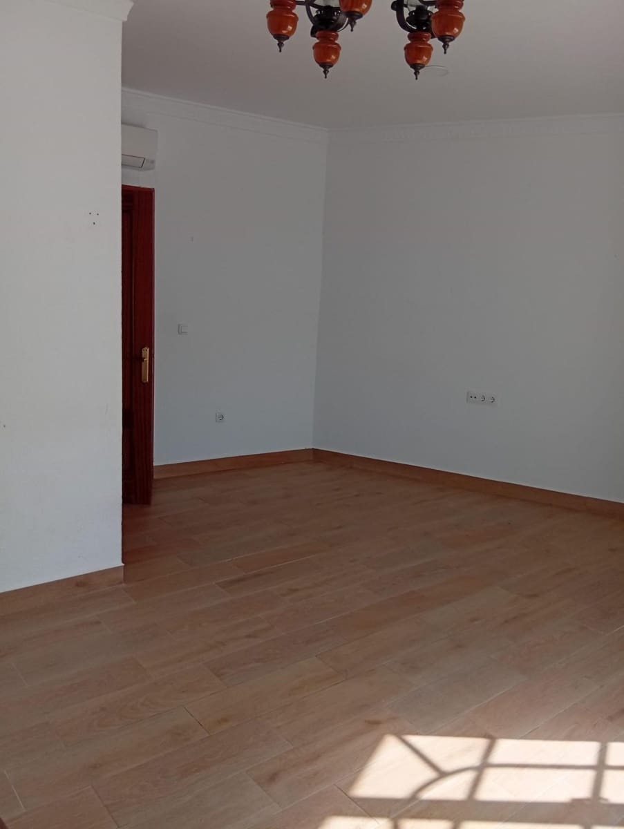 3 bedroom Apartment for sale in Medina-Sidonia - € 195,000 (Ref: 9865140)