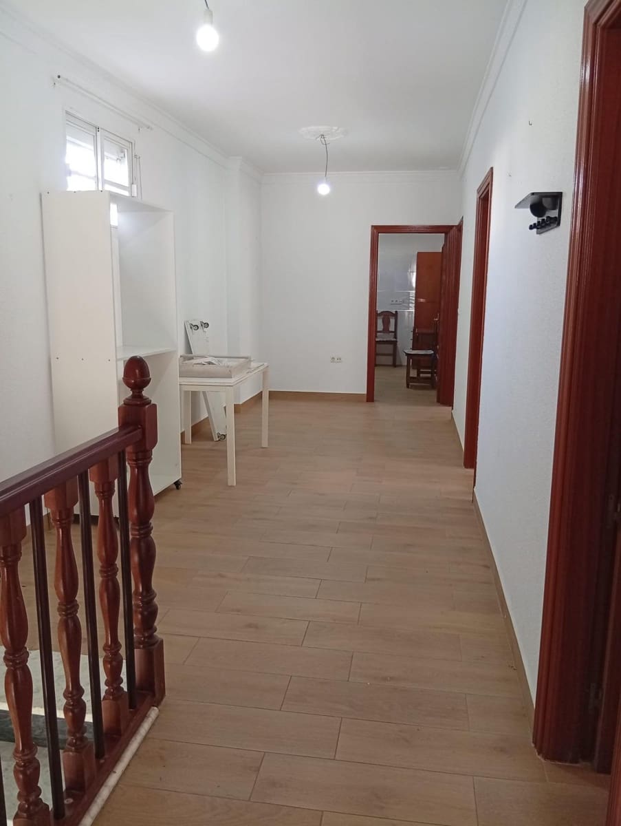3 bedroom Apartment for sale in Medina-Sidonia - € 195,000 (Ref: 9865140)