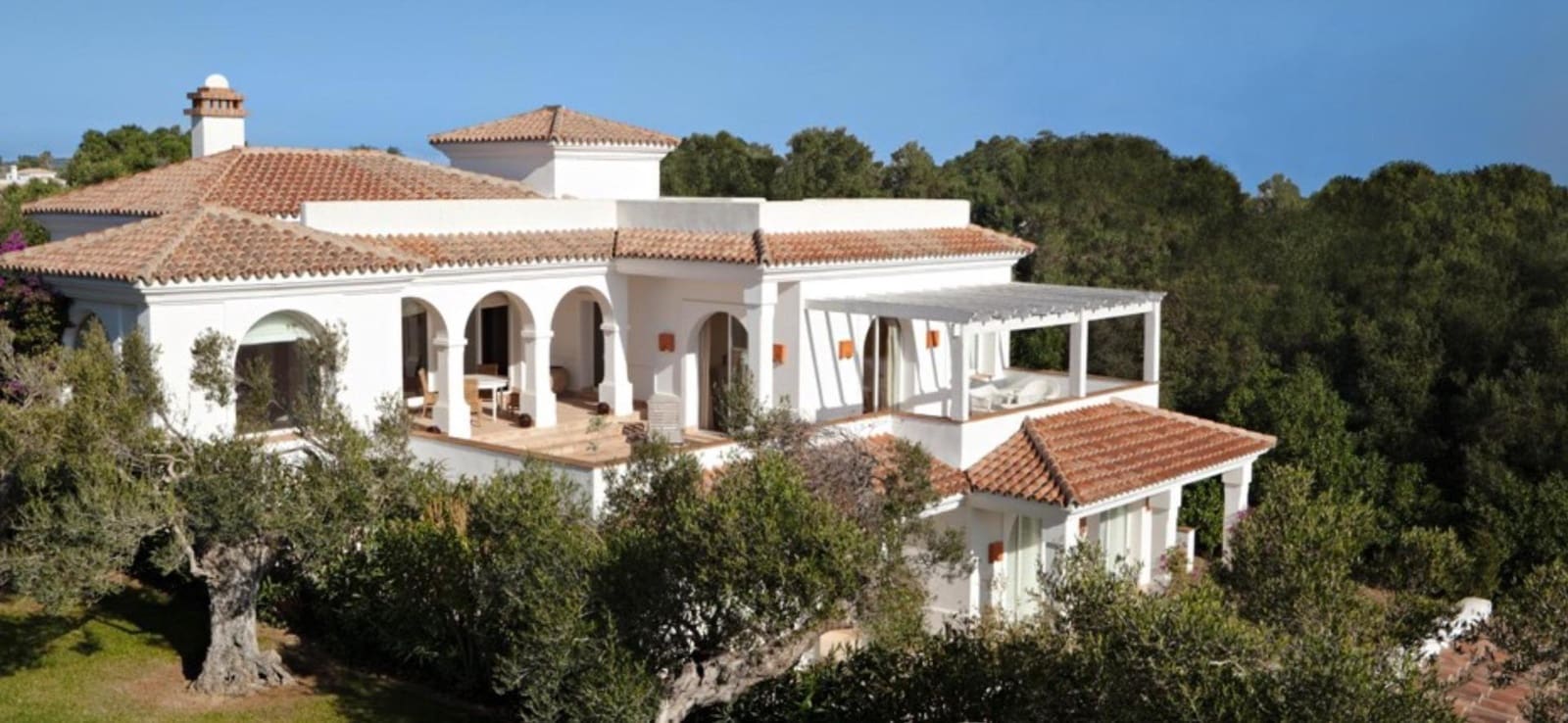 6 bedroom Villa for sale in Benalup with pool - € 725,000 (Ref: 9866946)