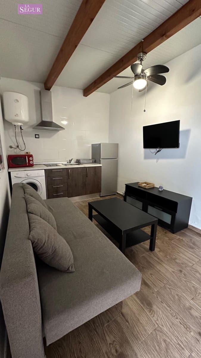 4 bedroom Hotel for sale in El Palmar - € 375,000 (Ref: 9873438)