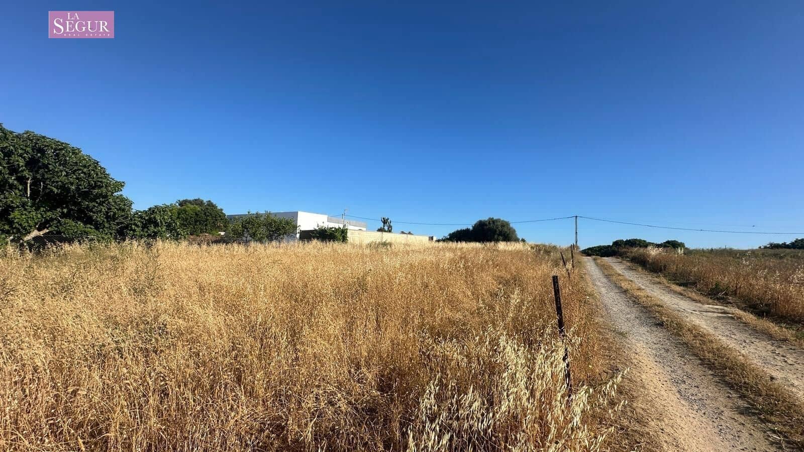 Grunde uden byggetilladelser til salg i Conil de la Frontera - € 83.000 (Ref: 9892273)