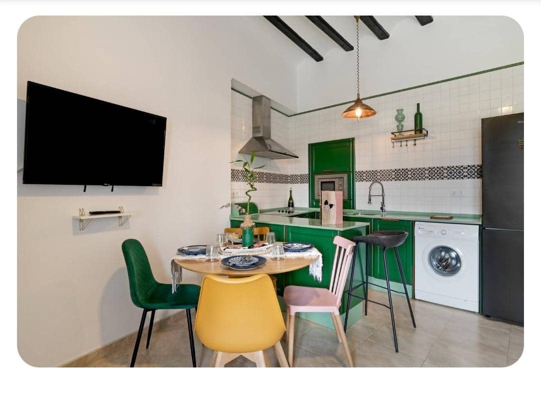 3 bedroom Apartment for sale in Vejer de la Frontera - € 270,000 (Ref: 9893802)