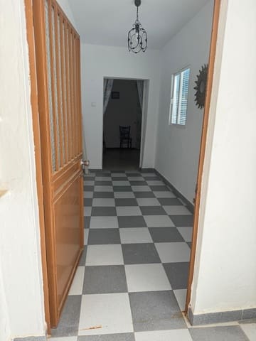 4 quarto Casa em Banda para venda em Medina-Sidonia com garagem - 135 000 € (Ref: 9893803)