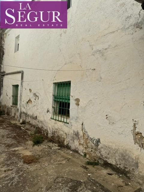 4 quarto Casa em Banda para venda em Medina-Sidonia com garagem - 135 000 € (Ref: 9893803)