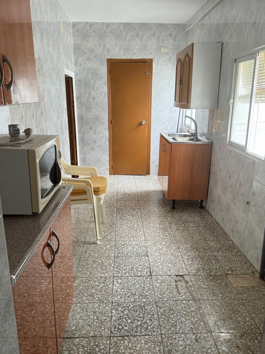 4 quarto Casa em Banda para venda em Medina-Sidonia com garagem - 135 000 € (Ref: 9893803)