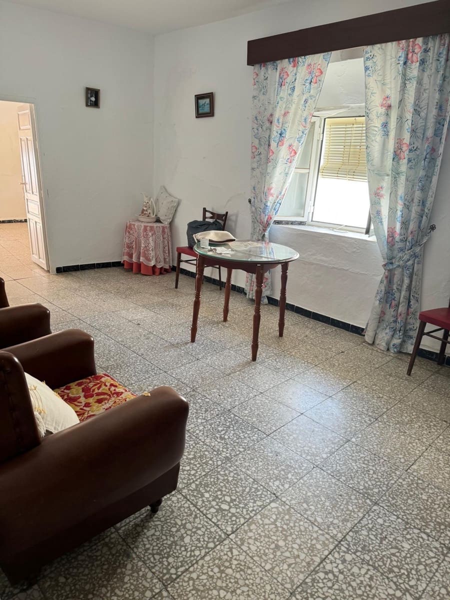 4 quarto Casa em Banda para venda em Medina-Sidonia com garagem - 135 000 € (Ref: 9893803)