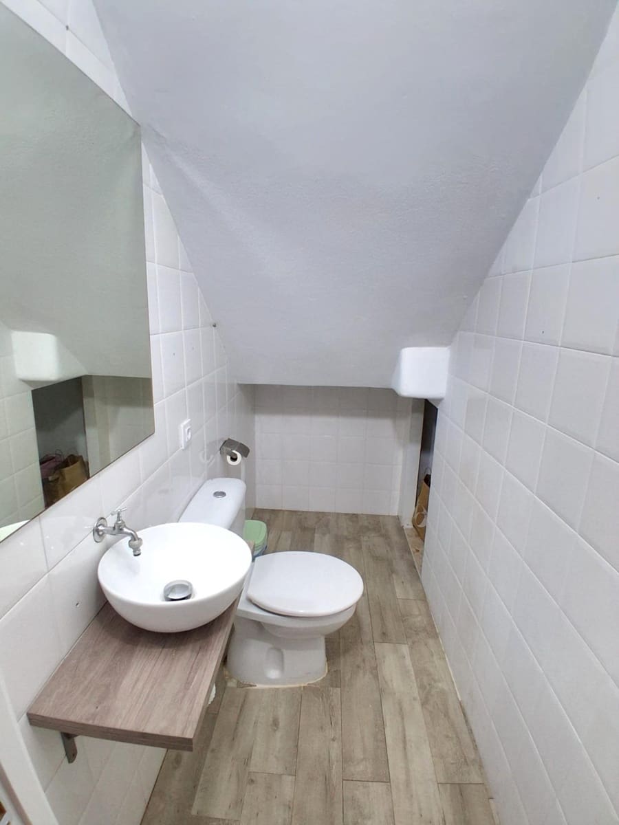 4 makuuhuone Paritalo myytävänä paikassa Barbate - 350 000 € (Ref: 9900319)