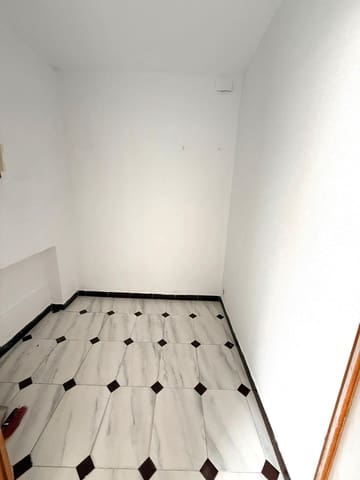Commerciale in vendita in Barbate - 100.000 € (Rif: 9900320)