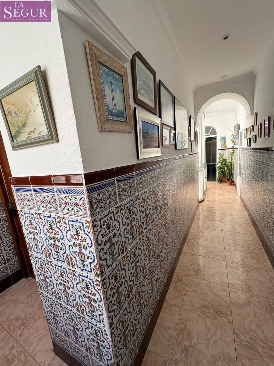 Piso de 3 habitaciones en Cádiz ciudad en venta - 425.000 € (Ref: 9907507)