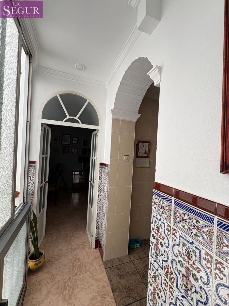 Piso de 3 habitaciones en Cádiz ciudad en venta - 425.000 € (Ref: 9907507)