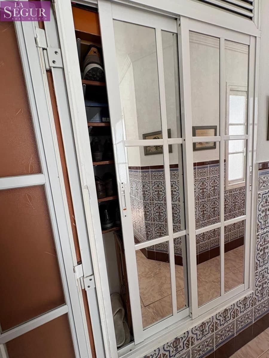 Piso de 3 habitaciones en Cádiz ciudad en venta - 425.000 € (Ref: 9907507)