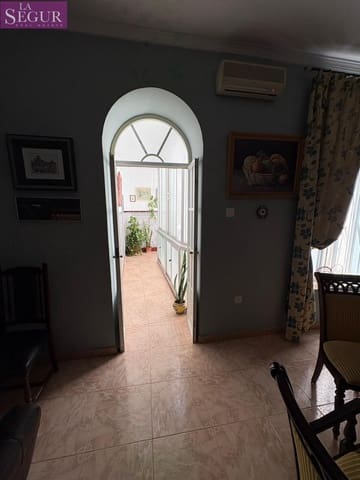 Piso de 3 habitaciones en Cádiz ciudad en venta - 425.000 € (Ref: 9907507)