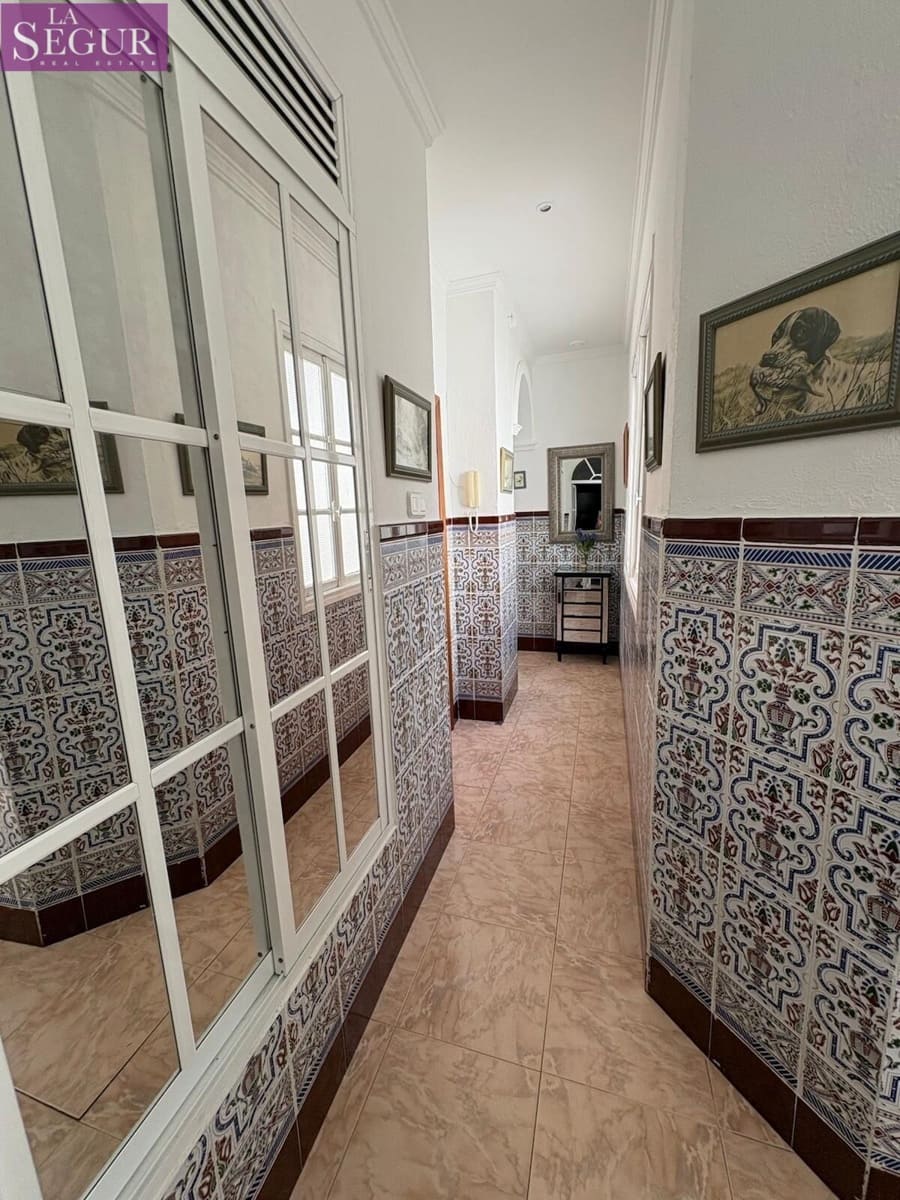Piso de 3 habitaciones en Cádiz ciudad en venta - 425.000 € (Ref: 9907507)