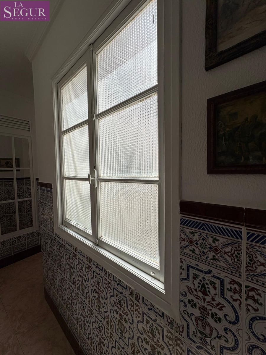Piso de 3 habitaciones en Cádiz ciudad en venta - 425.000 € (Ref: 9907507)