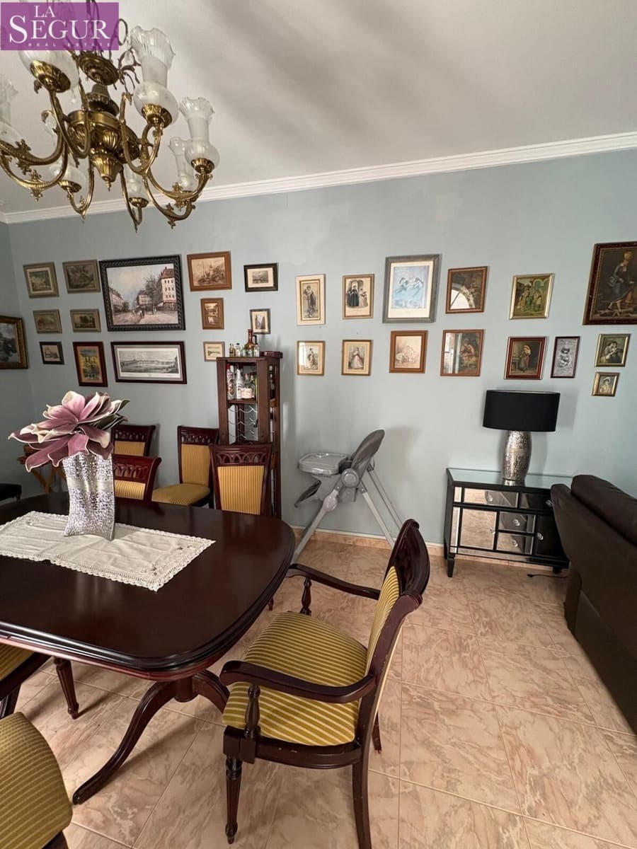Piso de 3 habitaciones en Cádiz ciudad en venta - 425.000 € (Ref: 9907507)