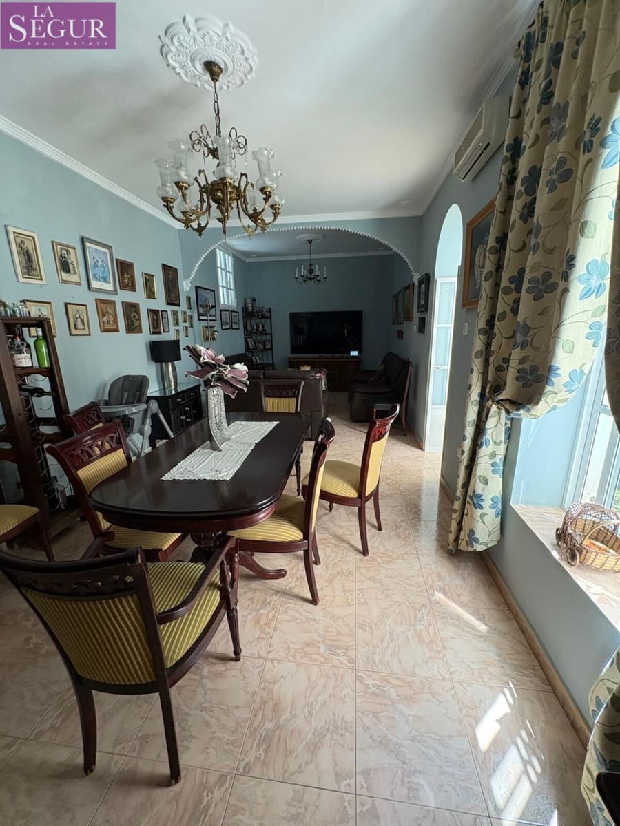 Piso de 3 habitaciones en Cádiz ciudad en venta - 425.000 € (Ref: 9907507)