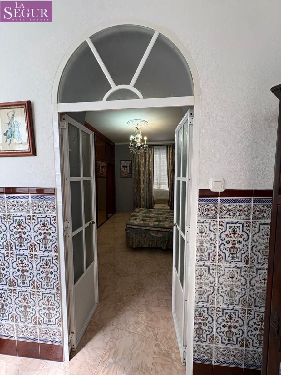 Piso de 3 habitaciones en Cádiz ciudad en venta - 425.000 € (Ref: 9907507)