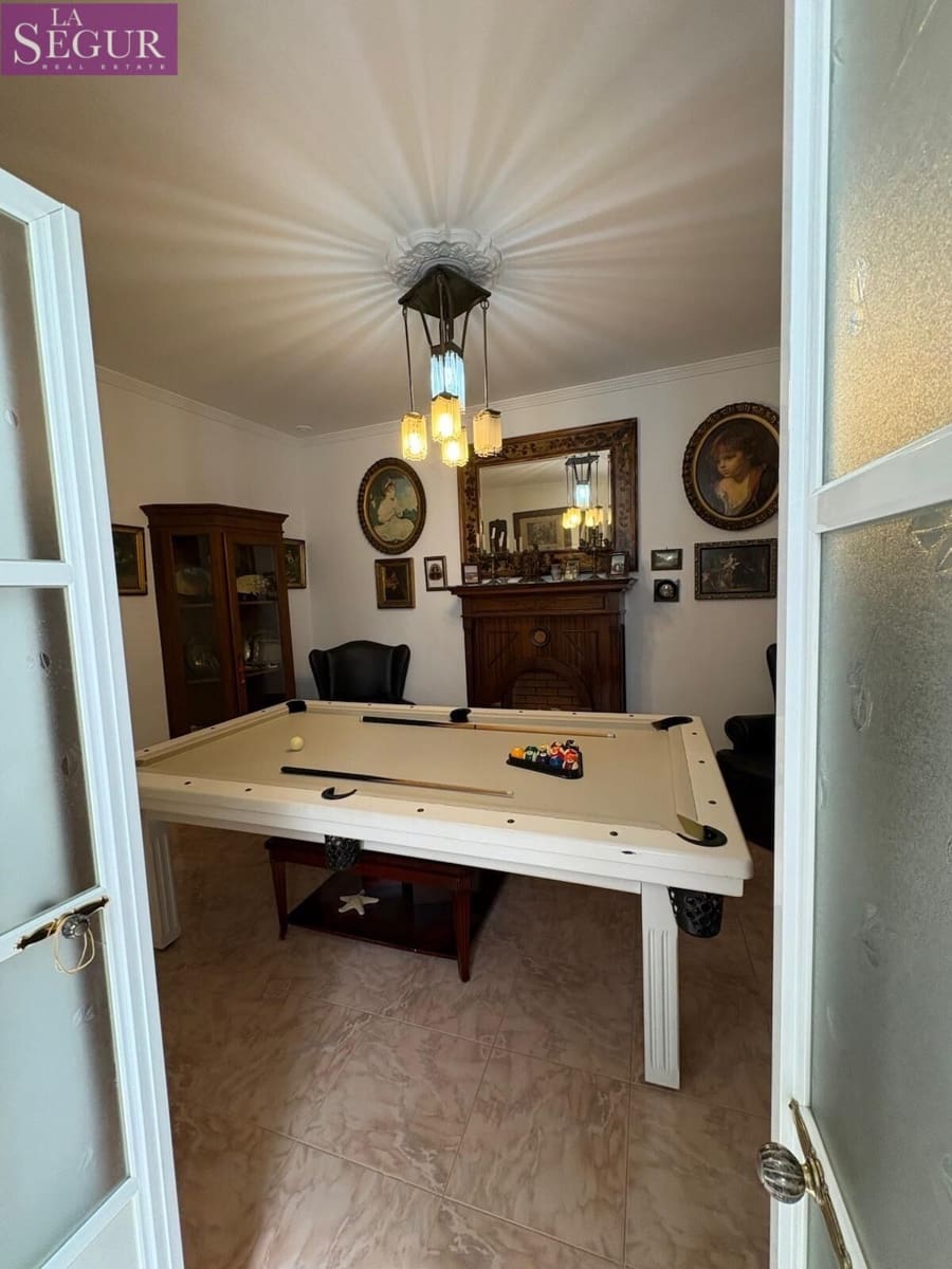 Piso de 3 habitaciones en Cádiz ciudad en venta - 425.000 € (Ref: 9907507)