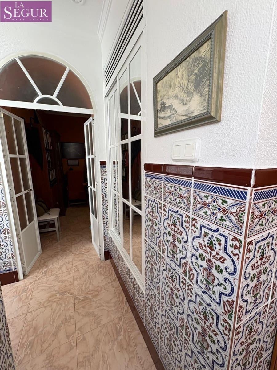Piso de 3 habitaciones en Cádiz ciudad en venta - 425.000 € (Ref: 9907507)