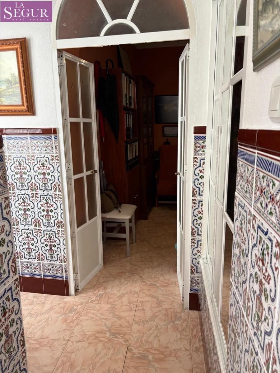 Piso de 3 habitaciones en Cádiz ciudad en venta - 425.000 € (Ref: 9907507)