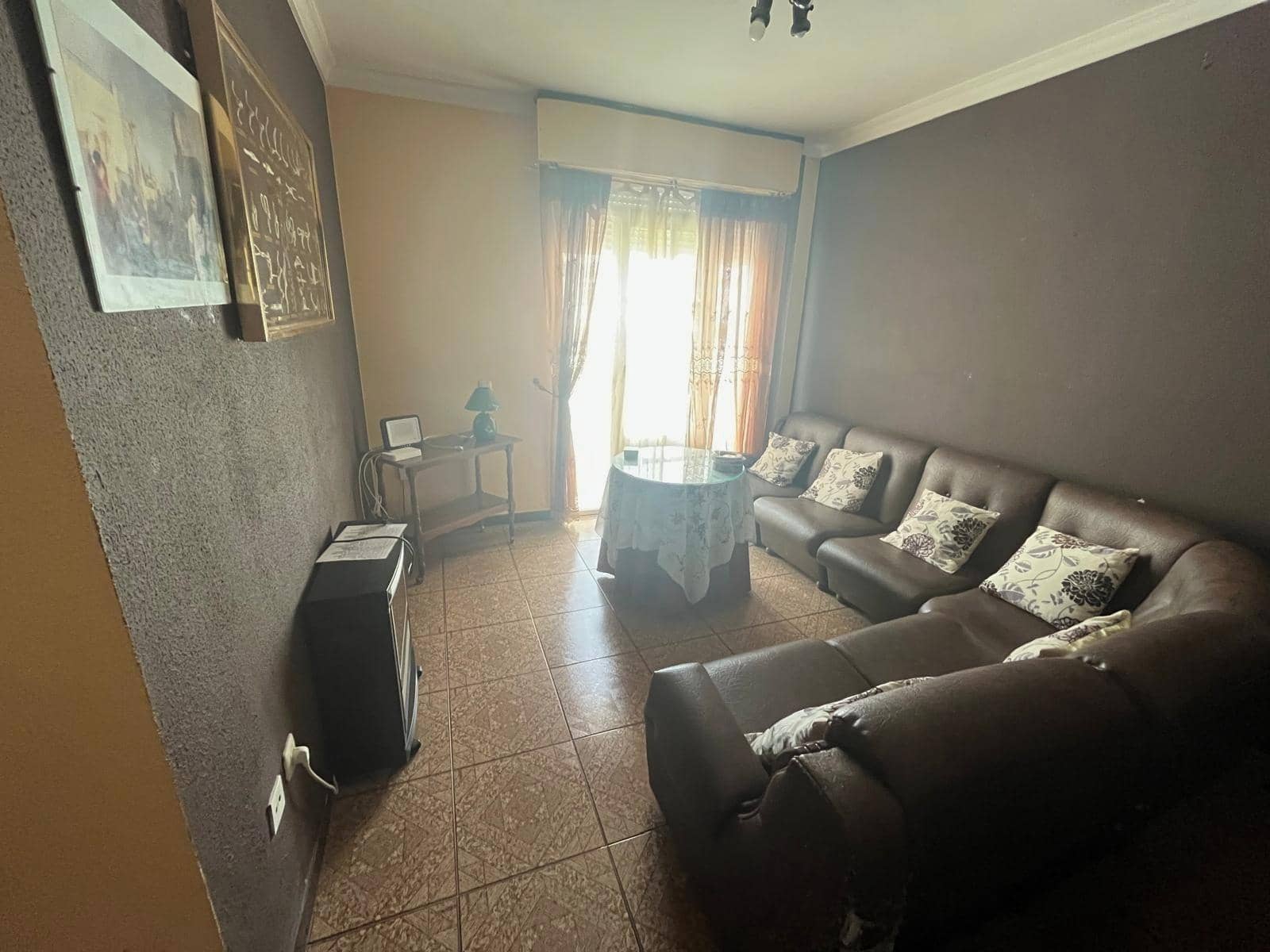 4 makuuhuone Omakotitalo myytävänä paikassa Barbate - 400 000 € (Ref: 9915765)