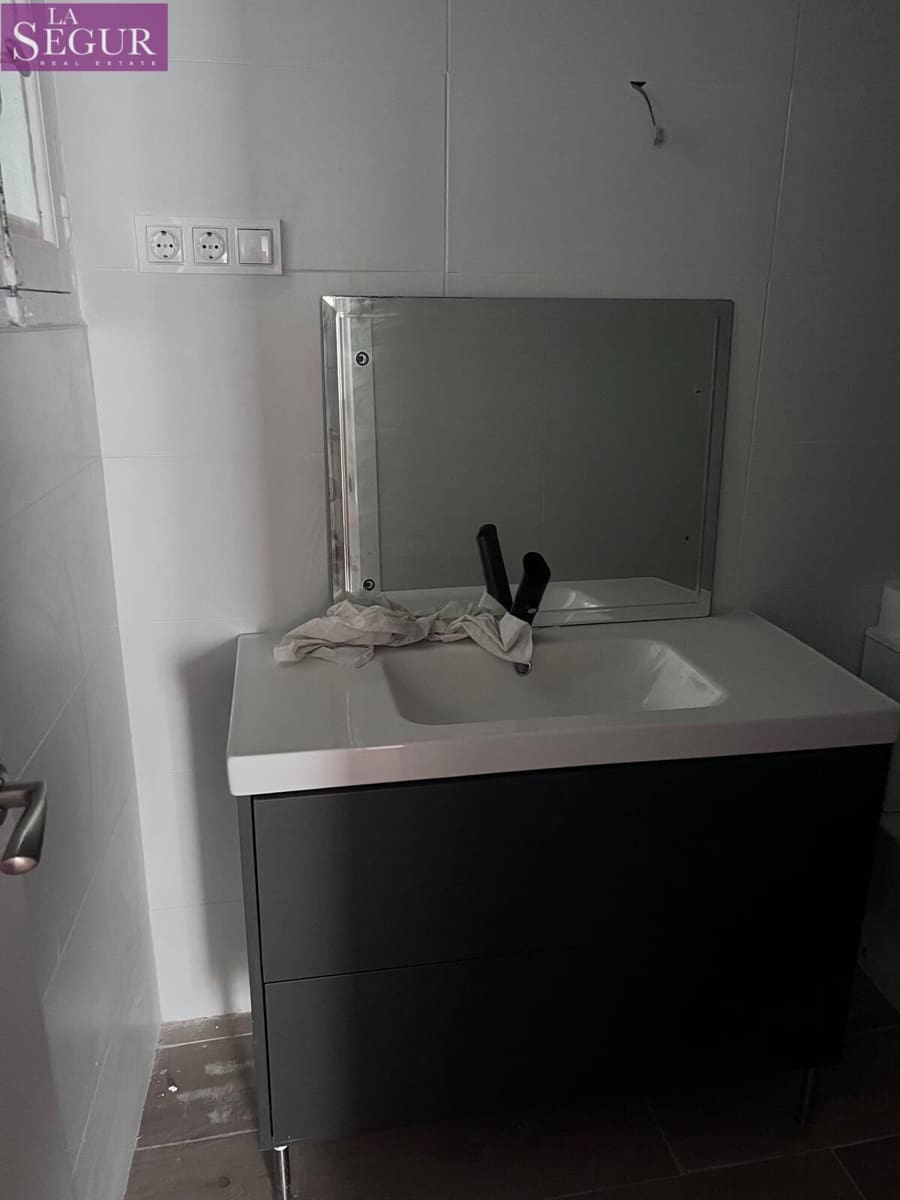 3 sovrum Lägenhet till salu i Cadiz stad - 215 000 € (Ref: 9927350)