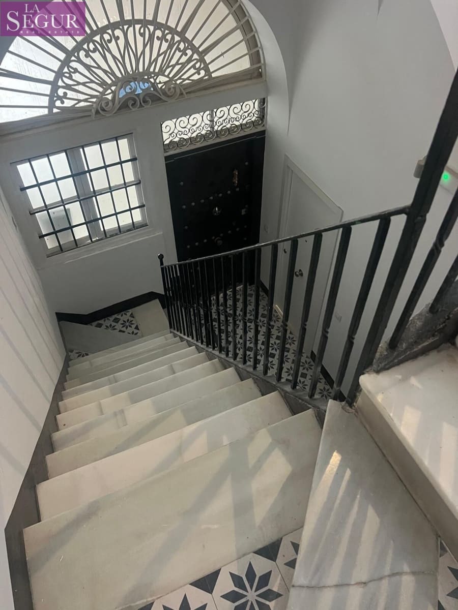 3 sovrum Lägenhet till salu i Cadiz stad - 215 000 € (Ref: 9927350)