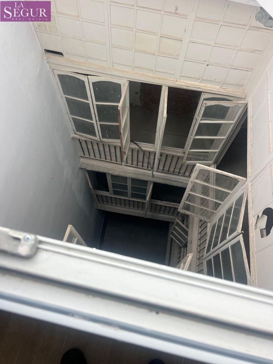 3 sovrum Lägenhet till salu i Cadiz stad - 215 000 € (Ref: 9927350)
