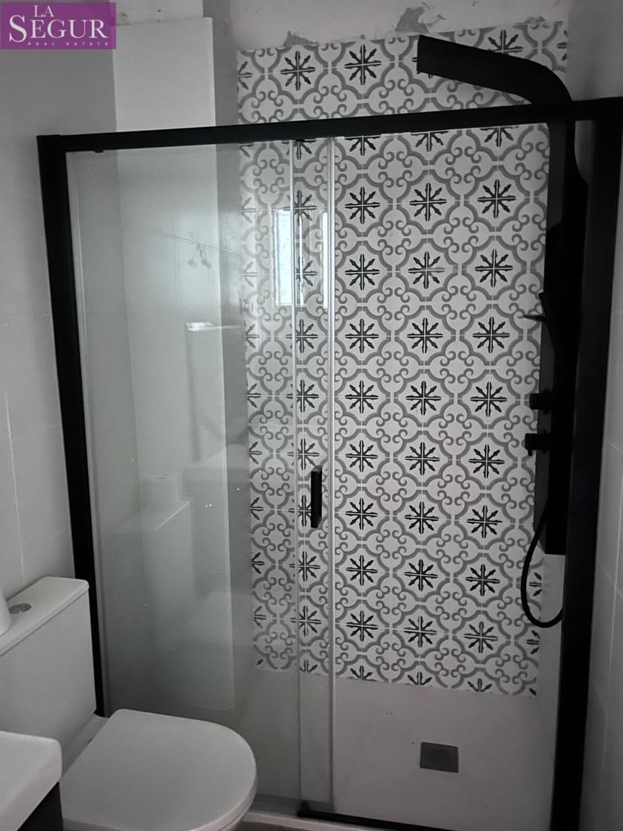 3 sovrum Lägenhet till salu i Cadiz stad - 215 000 € (Ref: 9927350)