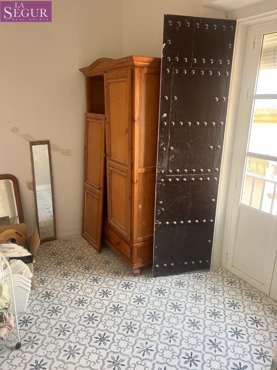3 sovrum Lägenhet till salu i Cadiz stad - 215 000 € (Ref: 9927350)
