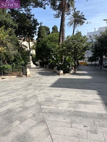 3 soveværelse Lejlighed til salg i Cádiz by - € 215.000 (Ref: 9927350)