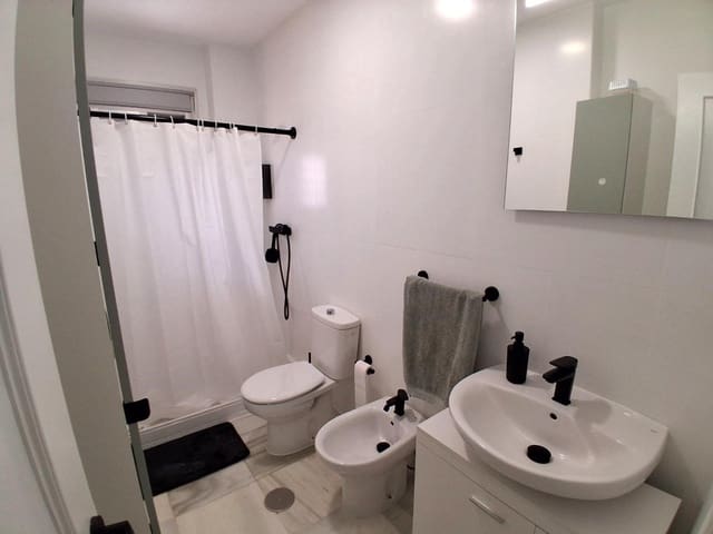 2 soverom Leilighet til leie i Barbate - € 550 (Ref: 9936348)