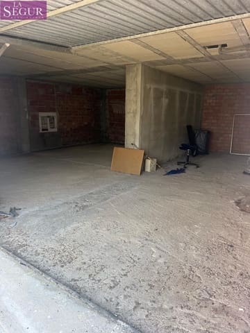 Garage til salg i Vejer de la Frontera - € 75.000 (Ref: 9939915)