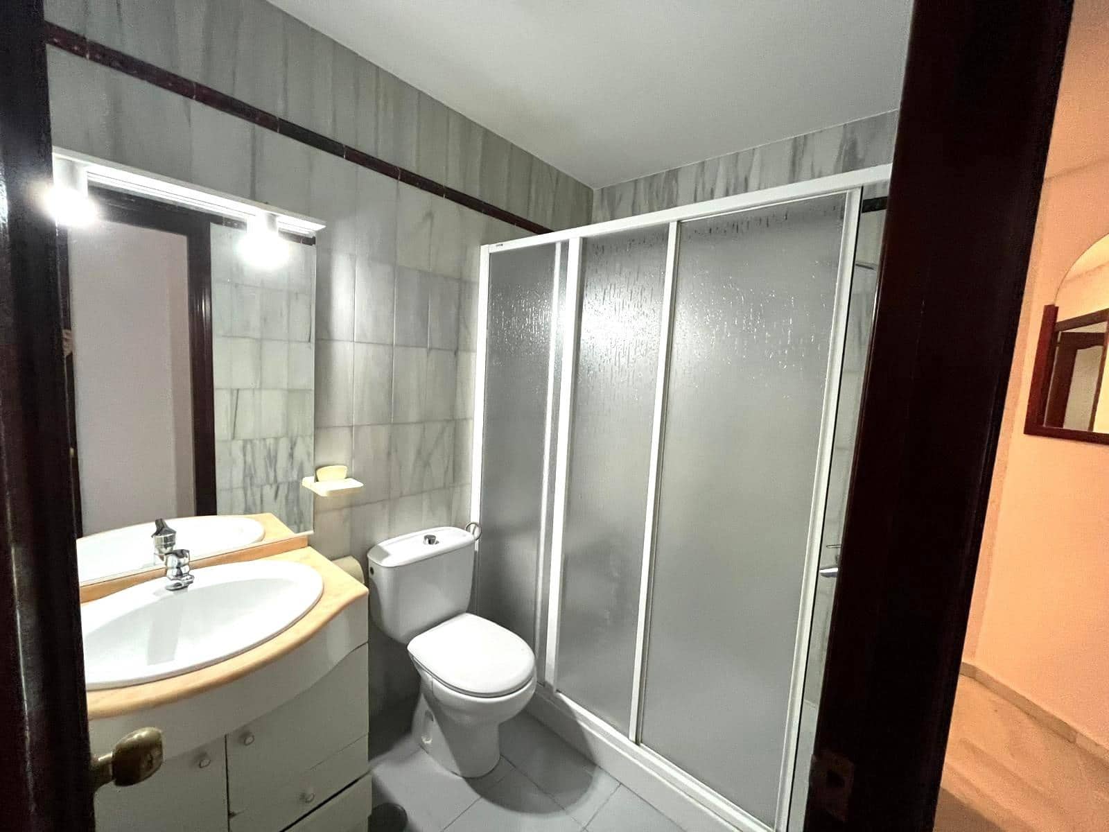 3 bedroom Flat for sale in Barbate - € 300,000 (Ref: 9939916)