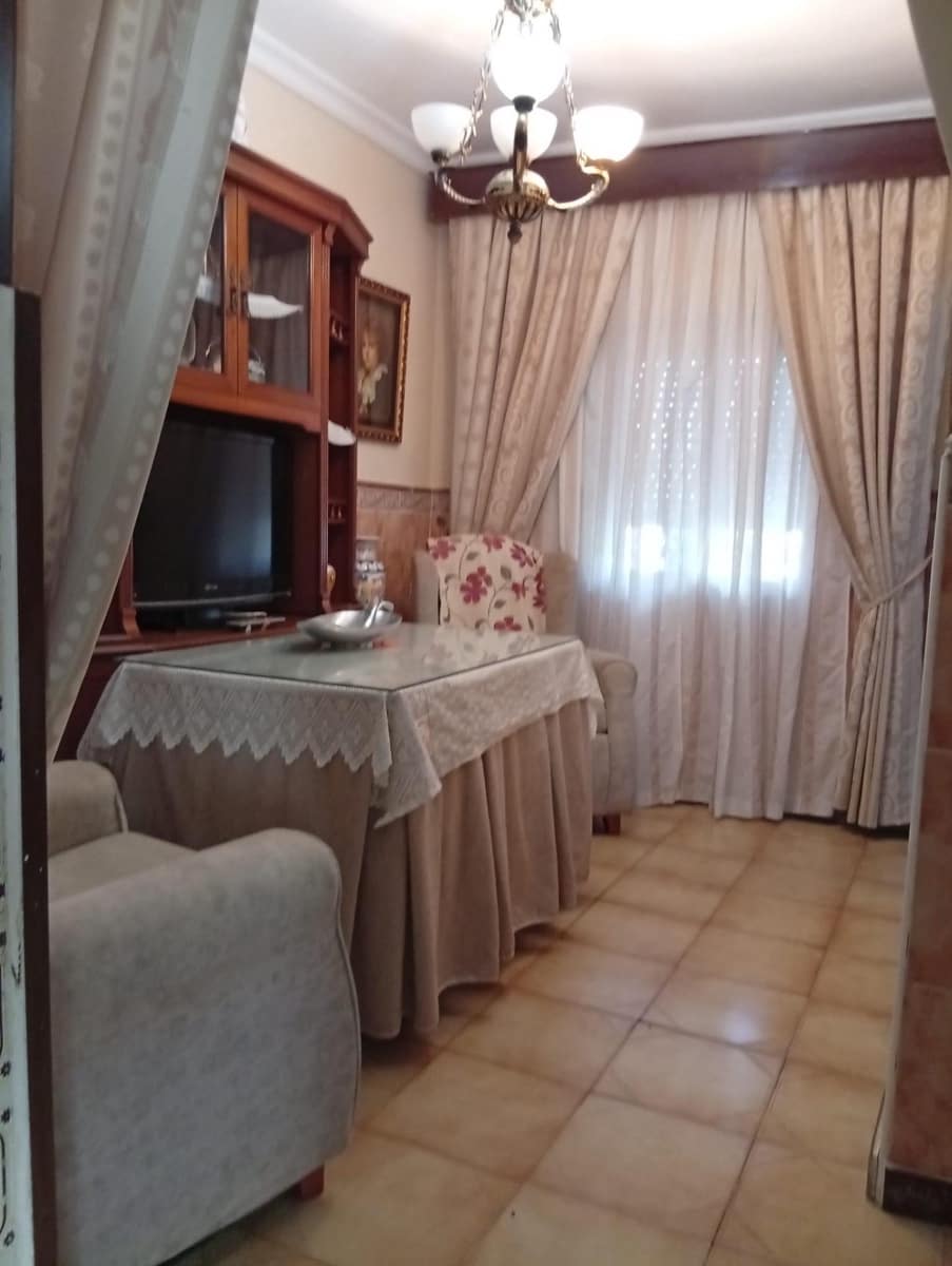 4 makuuhuone Rivitalo myytävänä paikassa Medina-Sidonia - 190 000 € (Ref: 9942465)