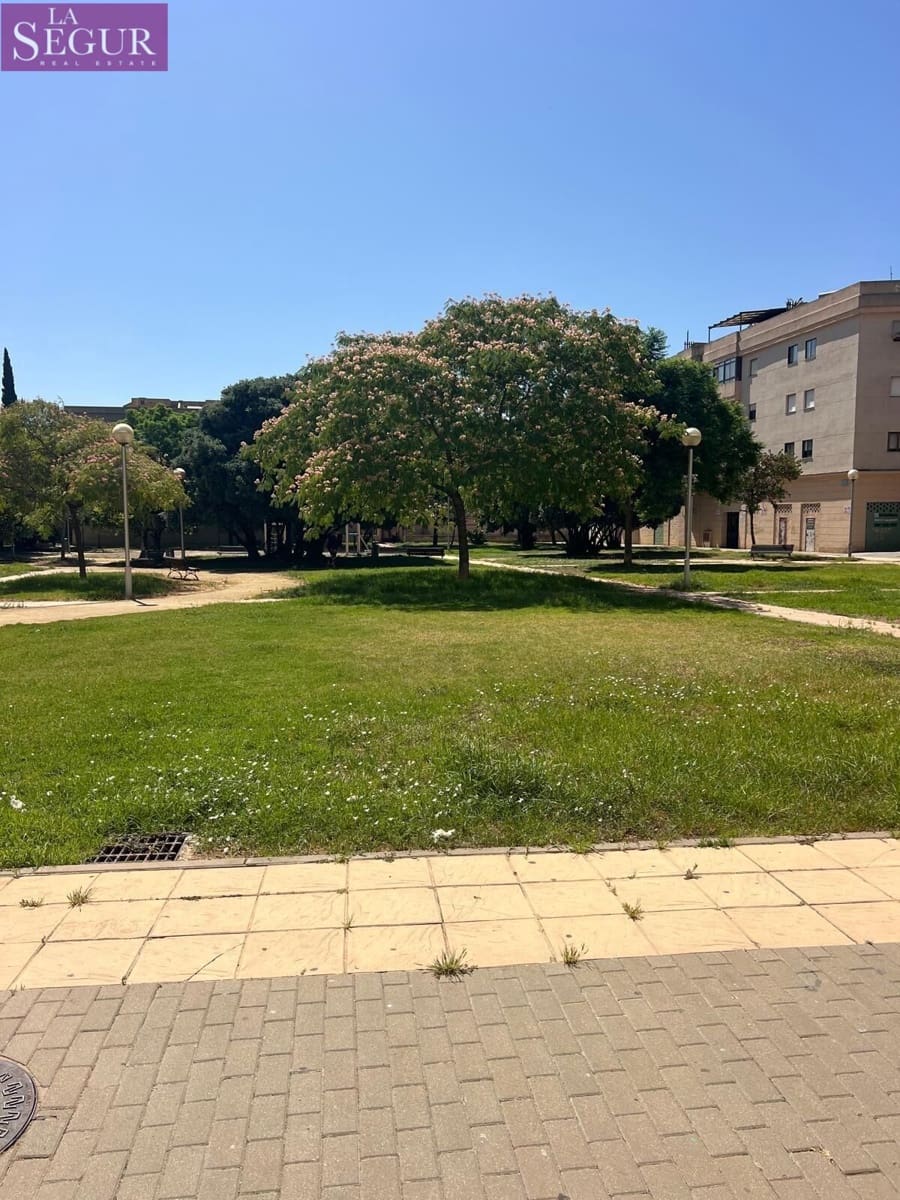 Kommersiell till salu i Jerez de la Frontera - 55 000 € (Ref: 9947879)