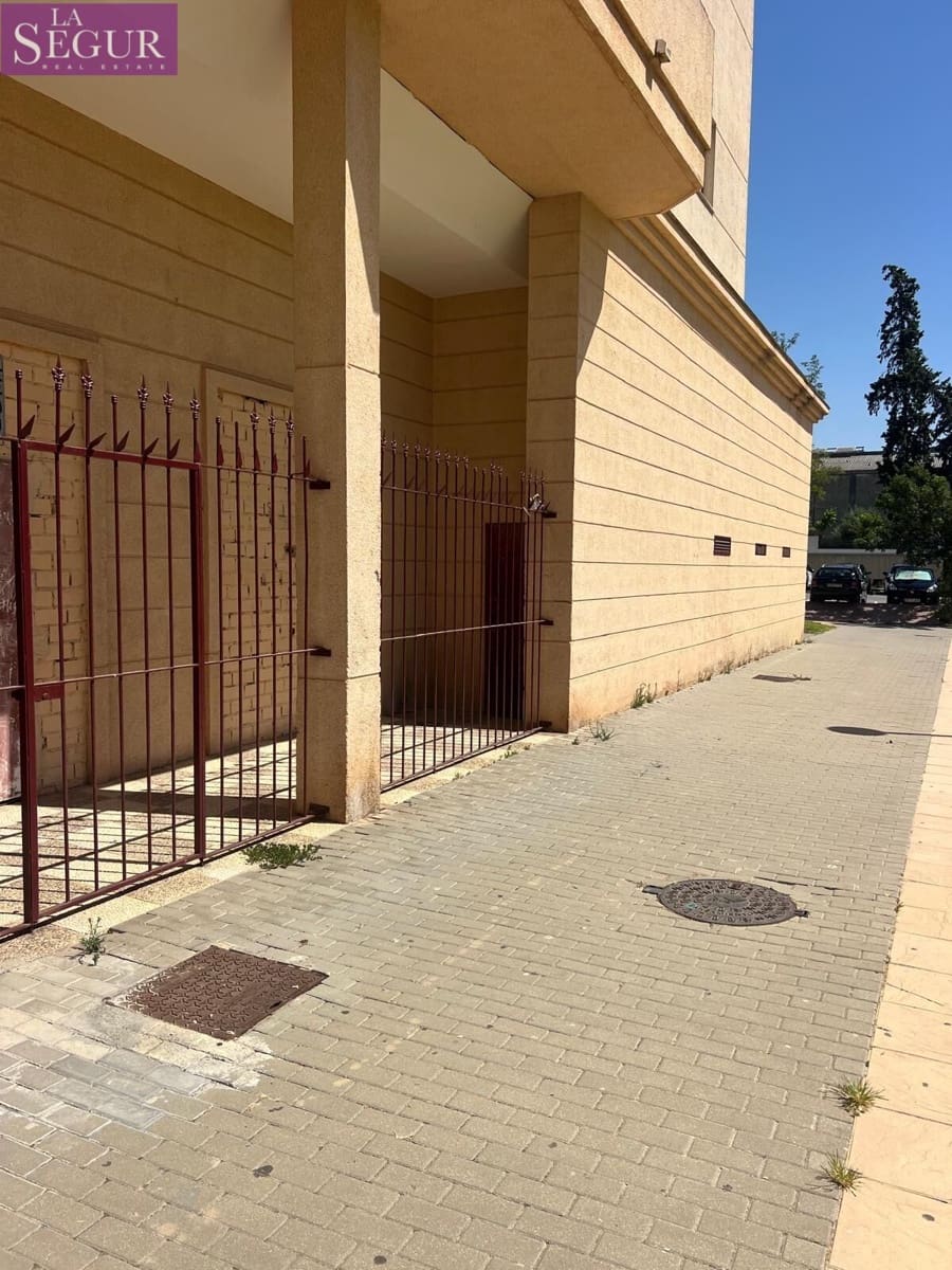 Kommersiell till salu i Jerez de la Frontera - 55 000 € (Ref: 9947879)