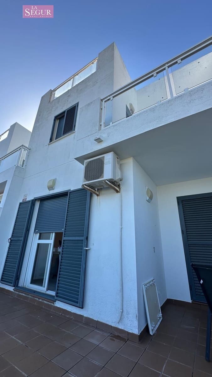 3 camera da letto Villetta a Schiera in vendita in Conil de la Frontera con piscina garage - 420.000 € (Rif: 9957941)