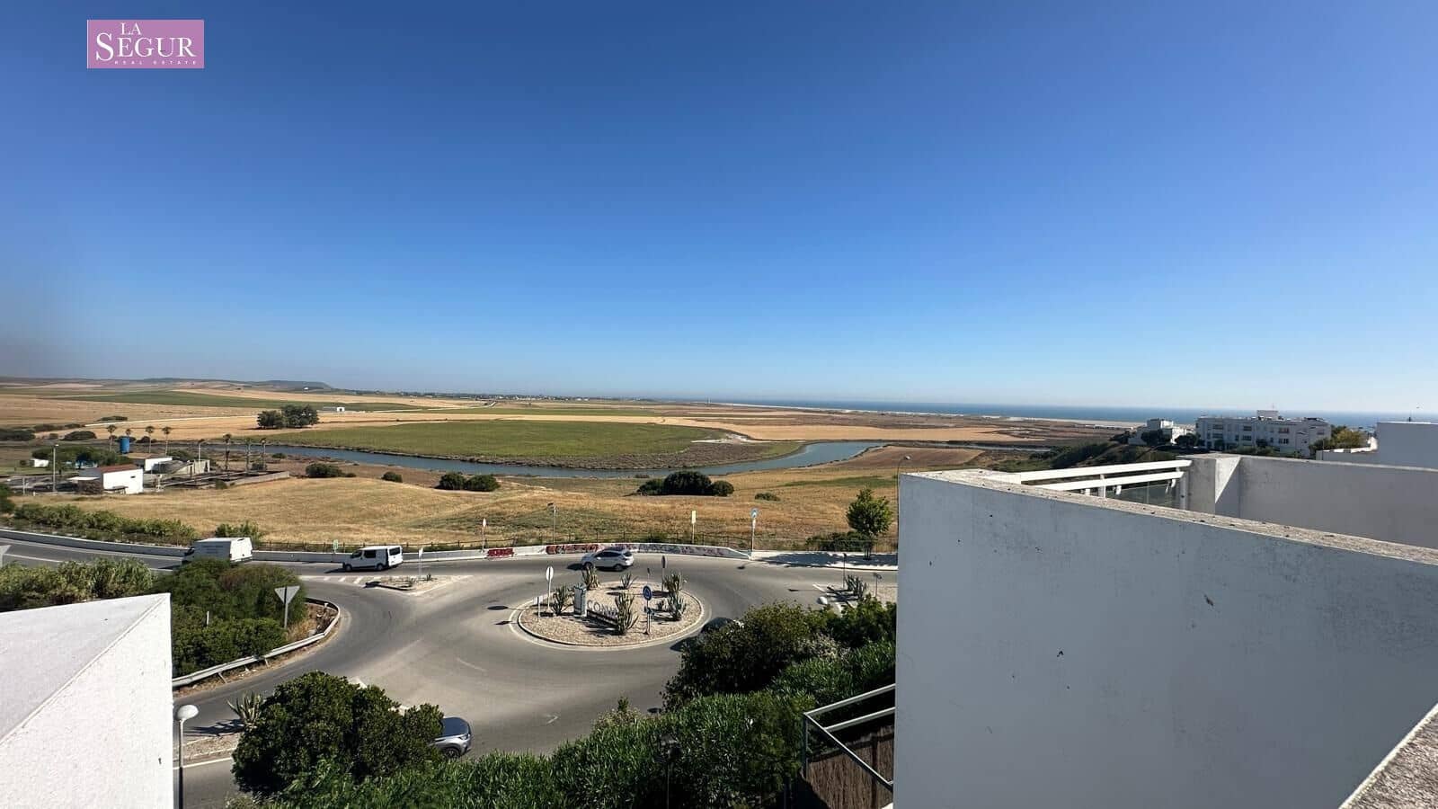 3 camera da letto Villetta a Schiera in vendita in Conil de la Frontera con piscina garage - 420.000 € (Rif: 9957941)
