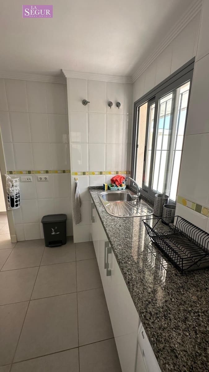 Apartamento de 2 habitaciones en Conil de la Frontera en venta con piscina garaje - 335.000 € (Ref: 9967785)