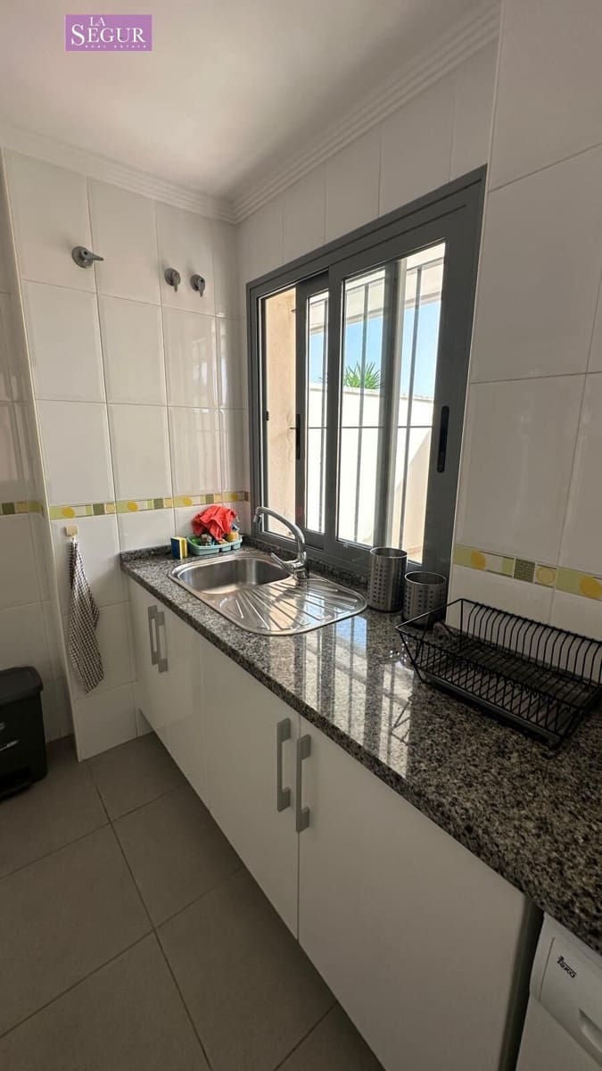 Apartamento de 2 habitaciones en Conil de la Frontera en venta con piscina garaje - 335.000 € (Ref: 9967785)