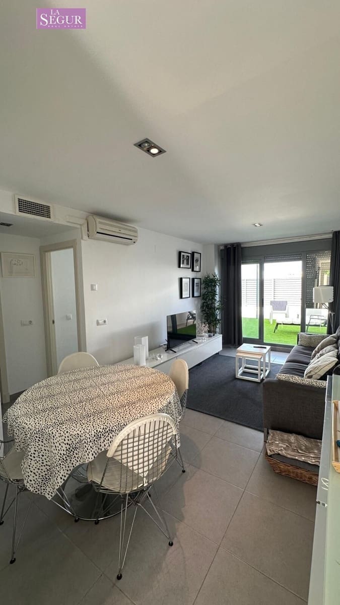 Apartamento de 2 habitaciones en Conil de la Frontera en venta con piscina garaje - 335.000 € (Ref: 9967785)