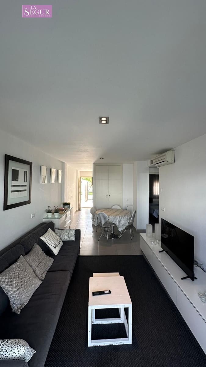 Apartamento de 2 habitaciones en Conil de la Frontera en venta con piscina garaje - 335.000 € (Ref: 9967785)