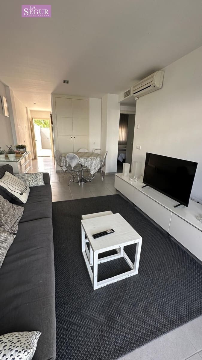 Apartamento de 2 habitaciones en Conil de la Frontera en venta con piscina garaje - 335.000 € (Ref: 9967785)